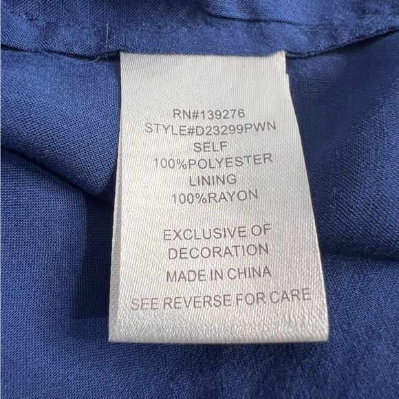 Daniel Rainn Smocked Paisley Gauze Top Womens XS Blue White Short Sleeve Button - Picture 5 of 6